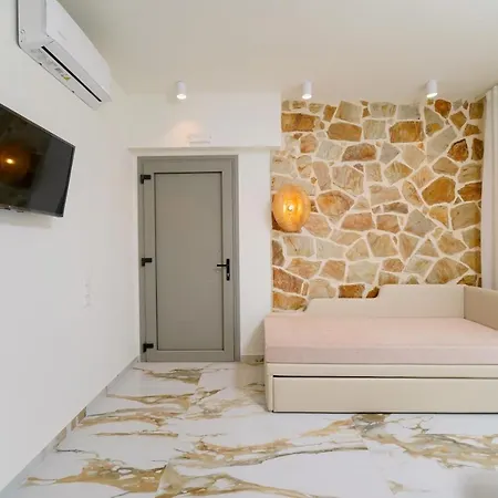 Athina Palace Luxurious Appartments * Potos