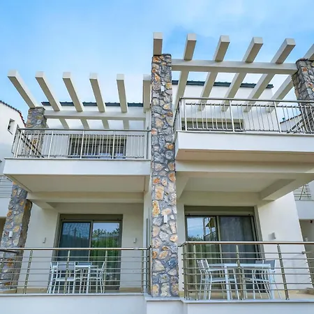 Appartamento Athina Palace Luxurious Appartments Potos