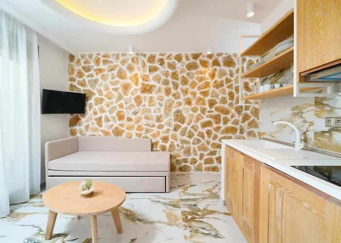 Athina Palace Luxurious Appartments 公寓