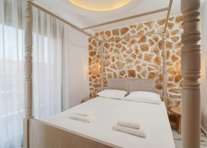 Athina Palace Luxurious Appartments 公寓