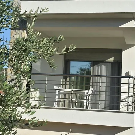 Athina Palace Luxurious Appartments Potos