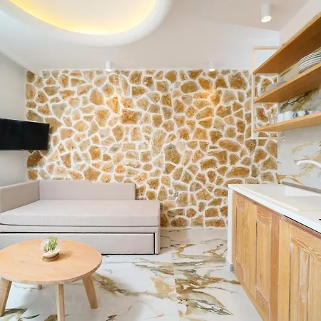 Athina Palace Luxurious Appartments アパート