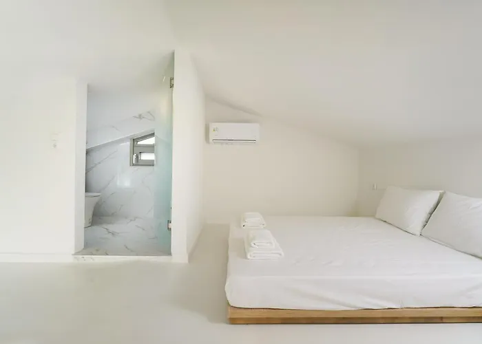 Athina Palace Luxurious Appartments * Potos